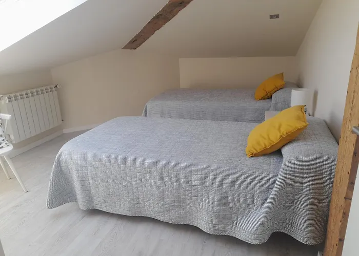 De Diseno. Moderno Y Acogedor. 2 *