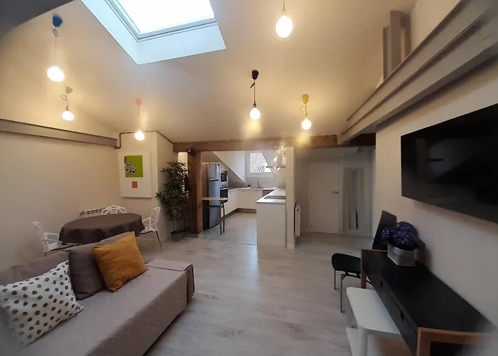 De Diseno. Moderno Y Acogedor. 2