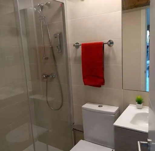 De Diseno. Moderno Y Acogedor. 2 *